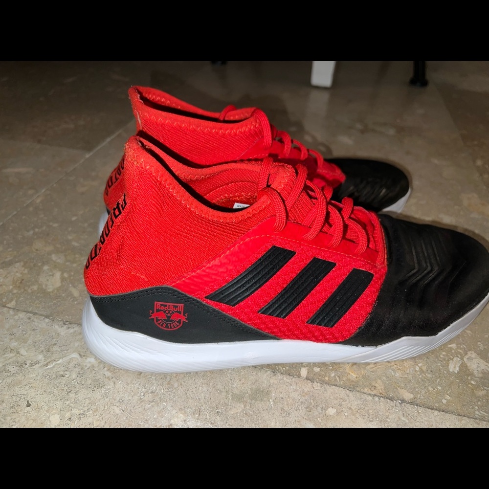 ADIDAS RED BULL PREDATORS RED